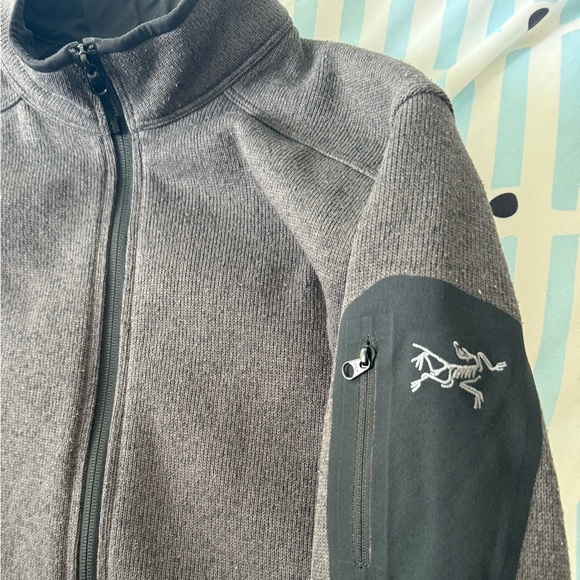 Arc'teryx Gray Jacket - Picture 4 of 6